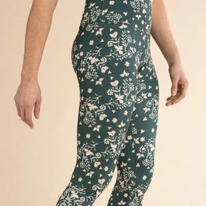 🎀 Beyond Yoga x Barre3 Floral Midi Leggings